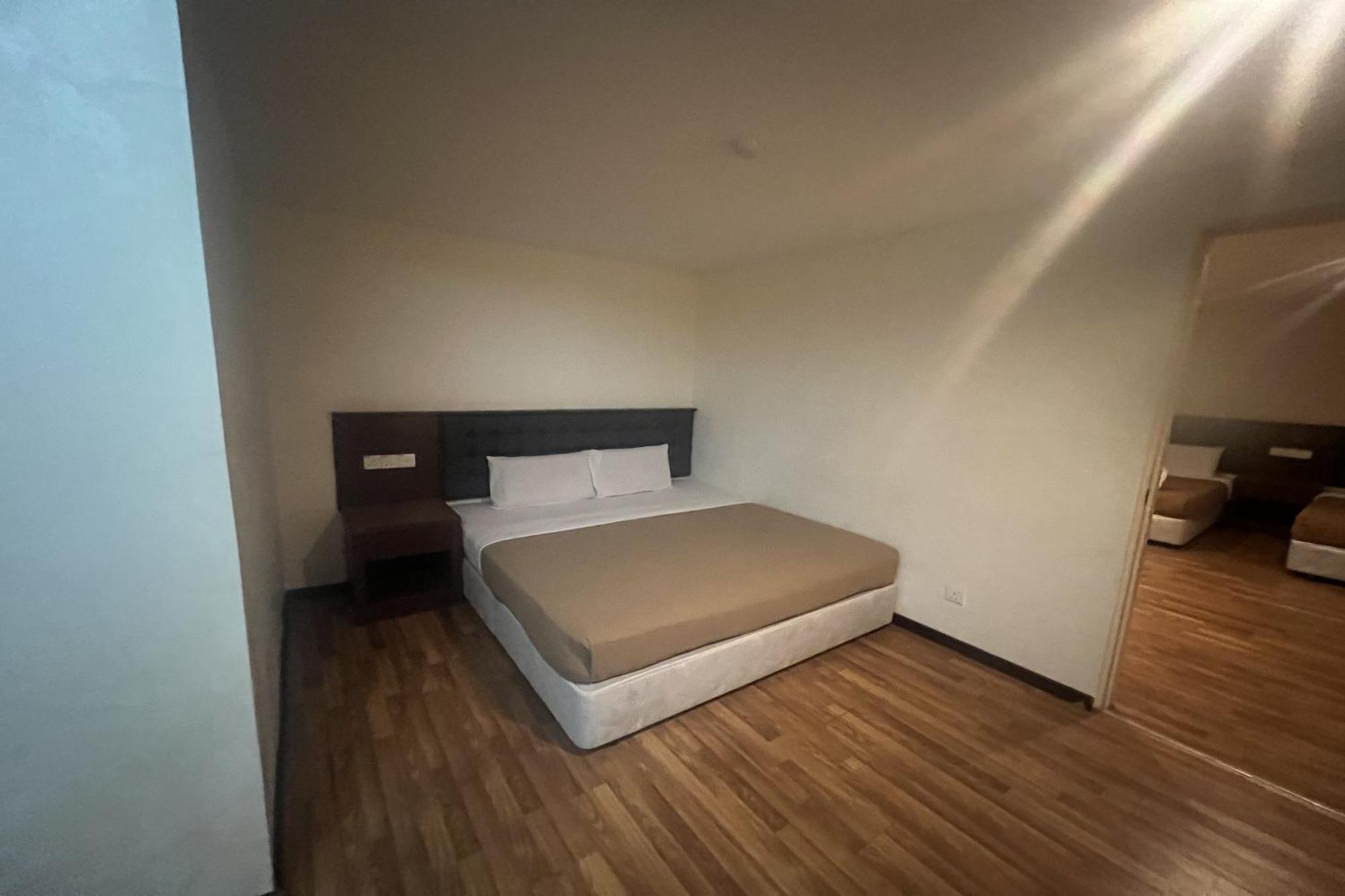 Iris House Hotel บรินชัง ภายนอก รูปภาพ